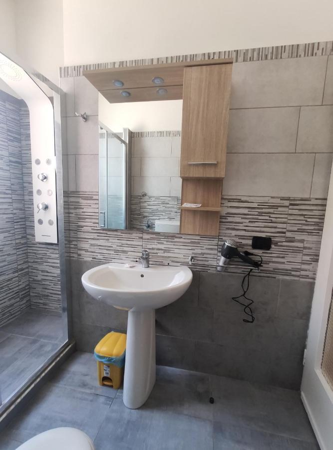 Appartamento C&Y Torelli 1 Novara Exterior foto